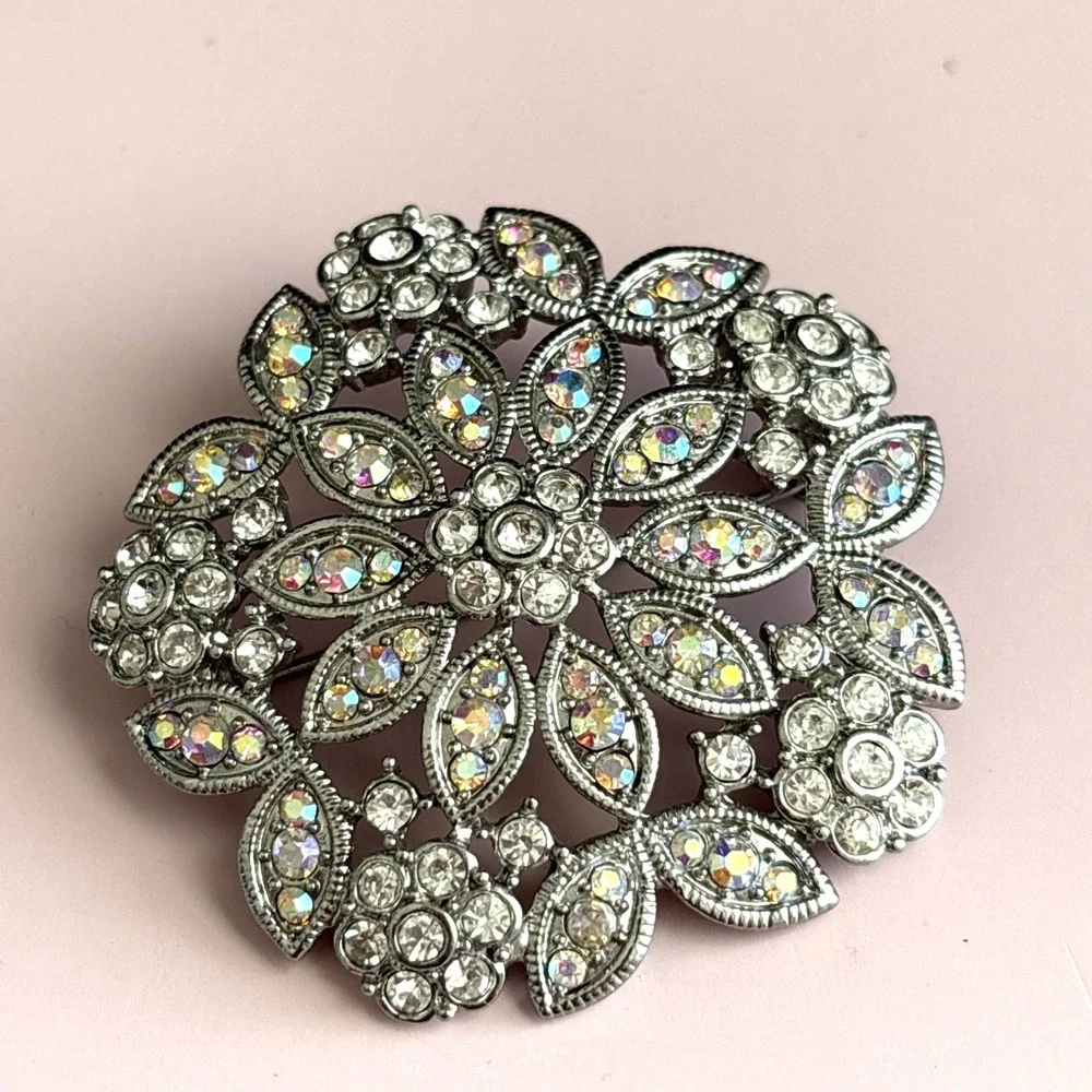 Vintage Monet Aurora Borealis Brooch Star Burst Flower Signed Rhinestone Pin 2